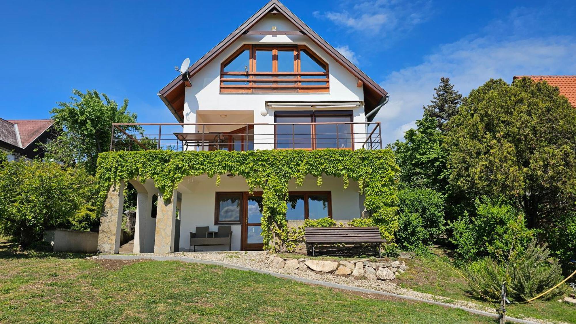 Panorama Apartment Tihany Exterior photo